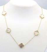 Endearing 14K Yellow Gold 5 Motif Mother of Pearl Necklace