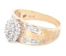 10kt Yellow gold diamond cluster ring