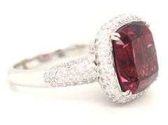 High-Quality 18k White Gold Pink Tourmaline and Diamond Ring