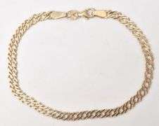 Marvelous Curb Link Bracelet in 14K Yellow Gold