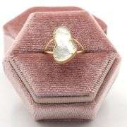 Lovely Heart Shaped 14K Yellow Gold Mother of Pearl Ring