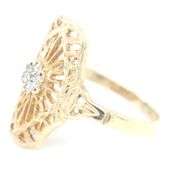 10kt Yellow gold Filigree diamond ring