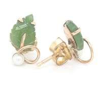 14kt Yellow gold green Jade and pearl leaf shaped earrings