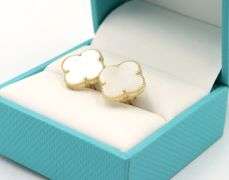 Fabulous 14K Yellow Gold Mother of Pearl Clover Earrings
