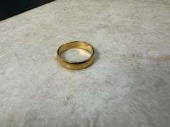 10k Yellow Solid Gold 5mm Domed Plain Men's Women's Wedding Band Size 8