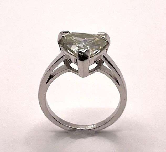 Rare 3.75 Ct VVs1 Trillion Cut Lab Simulated Diamond Ring