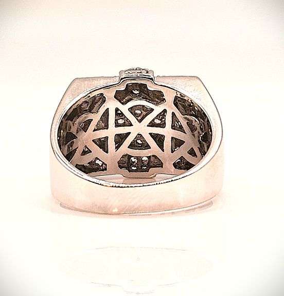 Men's 14 Kt White Gold Plated 5.75 Cttw. Lab Simulated Diamond Ring