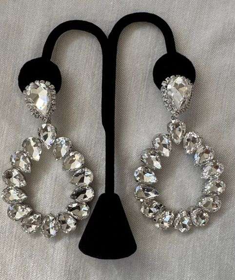 Stylish  Fashion  Design Earrings