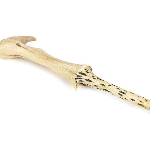 Harry Potter Lord Voldemort's Wand in Ollivander's Box