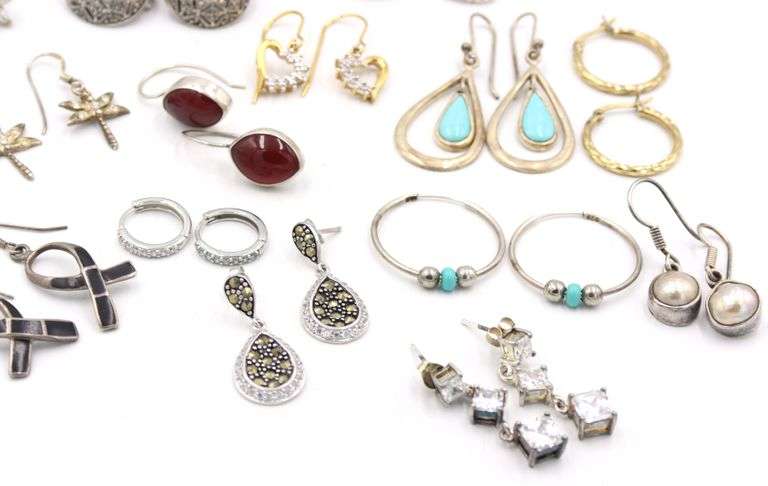 Group Lot of Vintage 925 sterling silver earrings