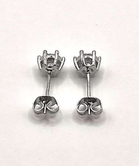 Dazzling 1.45 Ctw VVs1 D Lab Simulated Diamond Earrings