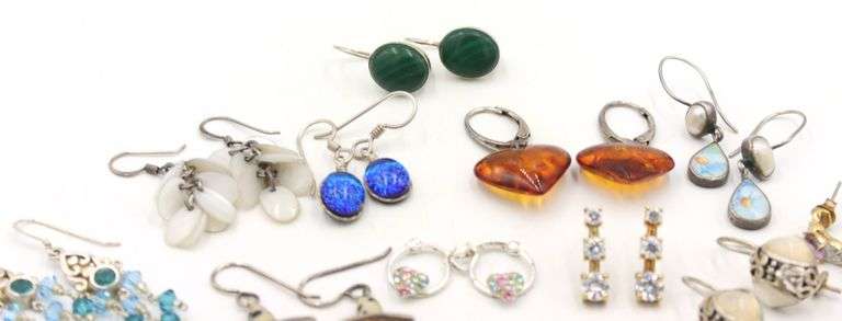 Group lot of Vintage 925 sterling silver earrings