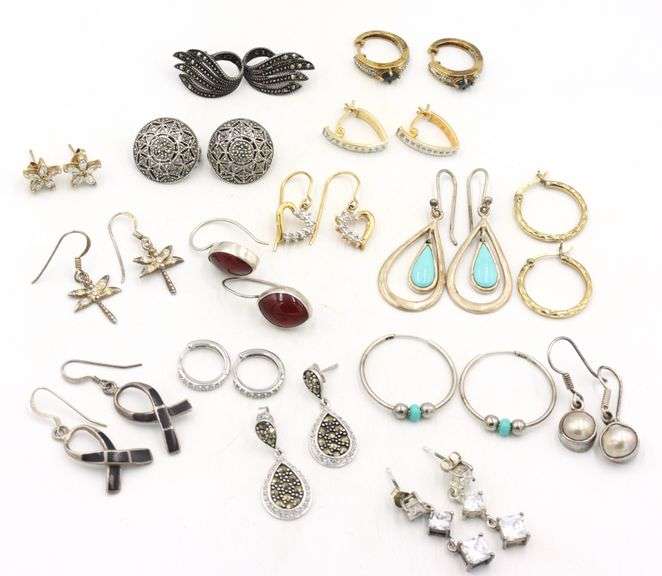 Group Lot of Vintage 925 sterling silver earrings