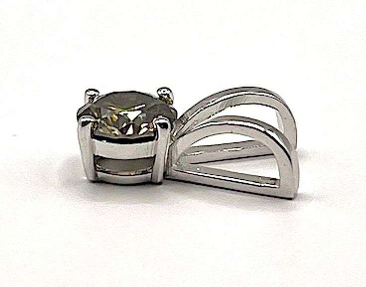 Dazzling 2.25 Ct VVs1 Golden Lab Simulated Diamond Pendant