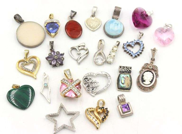 Group lot of Vintage 925 sterling silver pendants