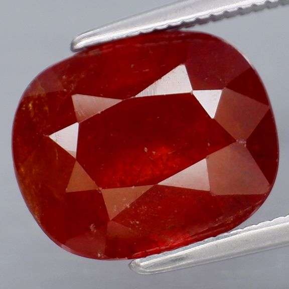 Rich 6.07ct red orange natural Spessartite Garnet