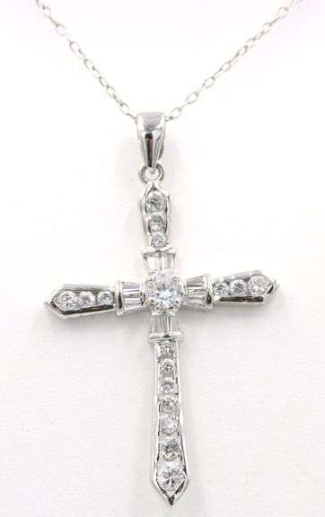 Vintage 925 sterling silver cubic zirconia cross pendant on chain