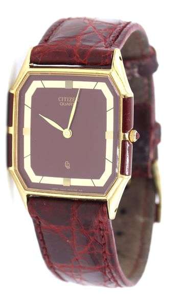 Jaz Rectangular brown wooden dial quartz on leather strap watch