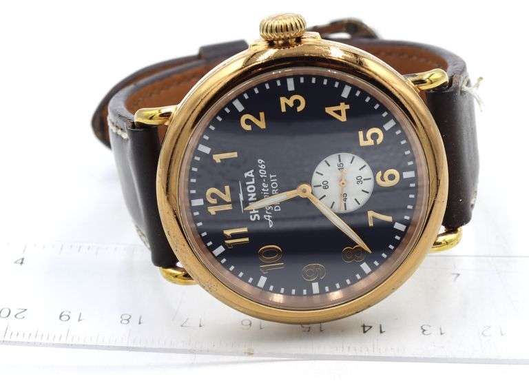 Shinola Runwell Sub second 47mm quartz blue dial watch
