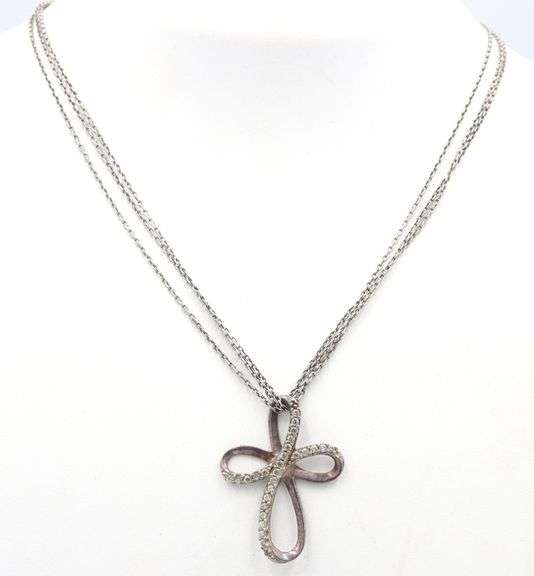 Vintage 925 sterling silver Cubic Zirconia cross pendant on multi strand Italian chain