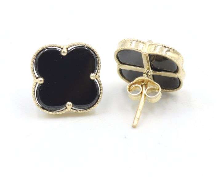 Charming 14K Yellow Gold Black Onyx Motif Stud Earrings