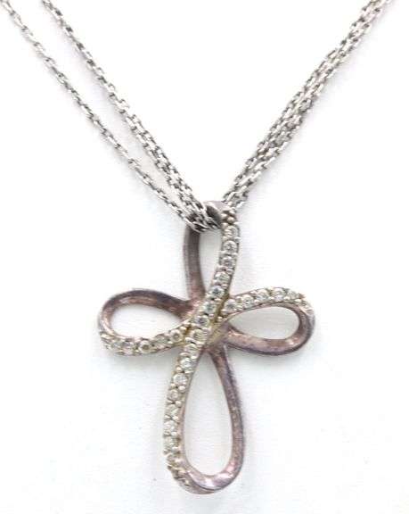 Vintage 925 sterling silver Cubic Zirconia cross pendant on multi strand Italian chain
