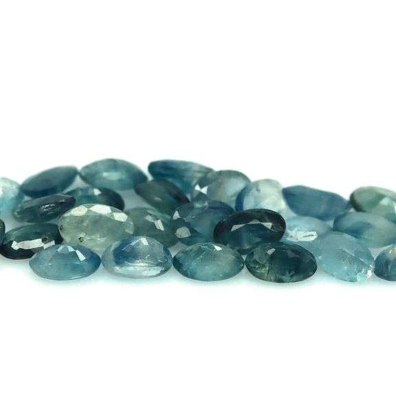 Multi-hue 7.55ct natural blue Sapphire set