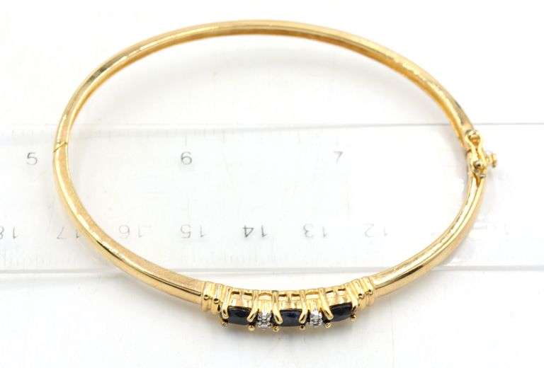 Group lot of 4 Vintage 925 sterling silver bangles