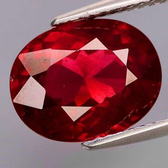 Striking 5.06ct raspberry red Rhodolite Garnet! Untreated!