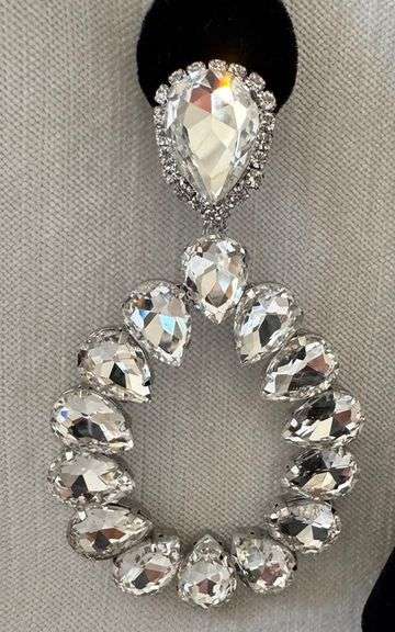 Stylish  Fashion  Design Earrings