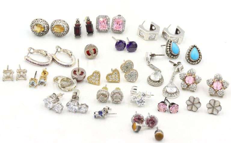 Group lot of Vintage 925 sterling silver earrings