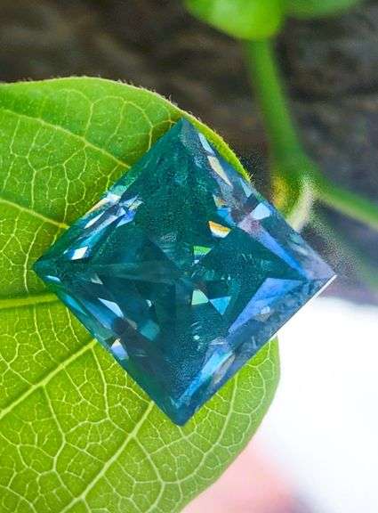5.75 Ct Paraiba Green Princess Cut Fire Lab Simulated Diamond