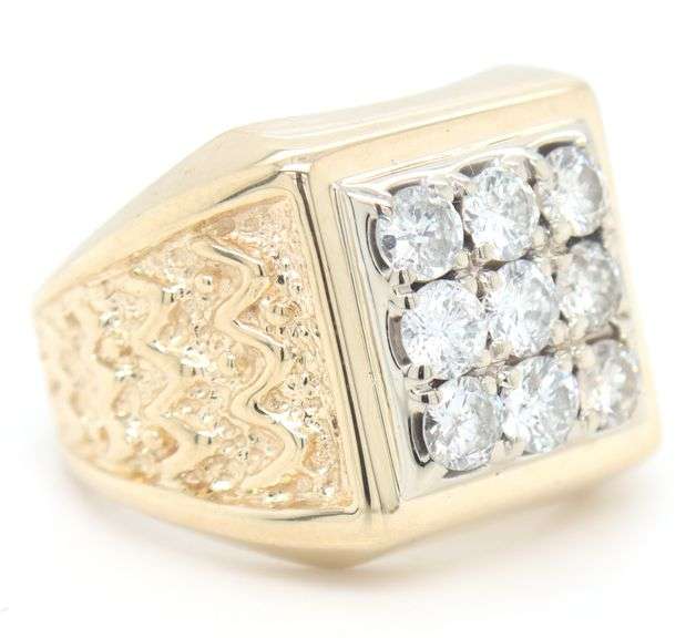 14kt Yellow gold 1.25ctw 9 stone diamond square gent's ring