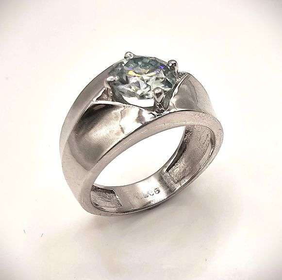 Men's Sparkling 2 Ct Fire Moissanite Ring