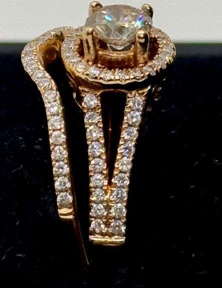 14K Rose Gold Round Brilliant Cut Diamond Ring Set
