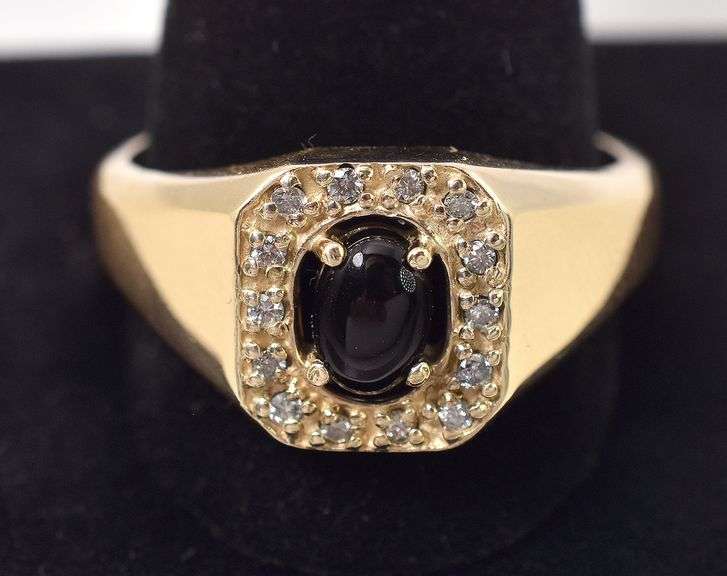 Charming 14K Yellow Gold Black Onyx Gemstone and Diamond Ring