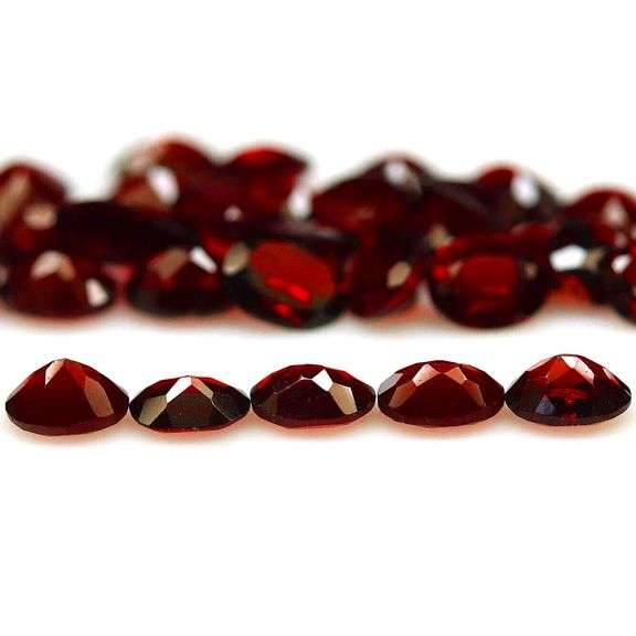 Heavy! Wine red 14.24ct untreated Garnet set!!!