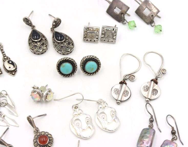 Group lot of Vintage 925 sterling silver earrings