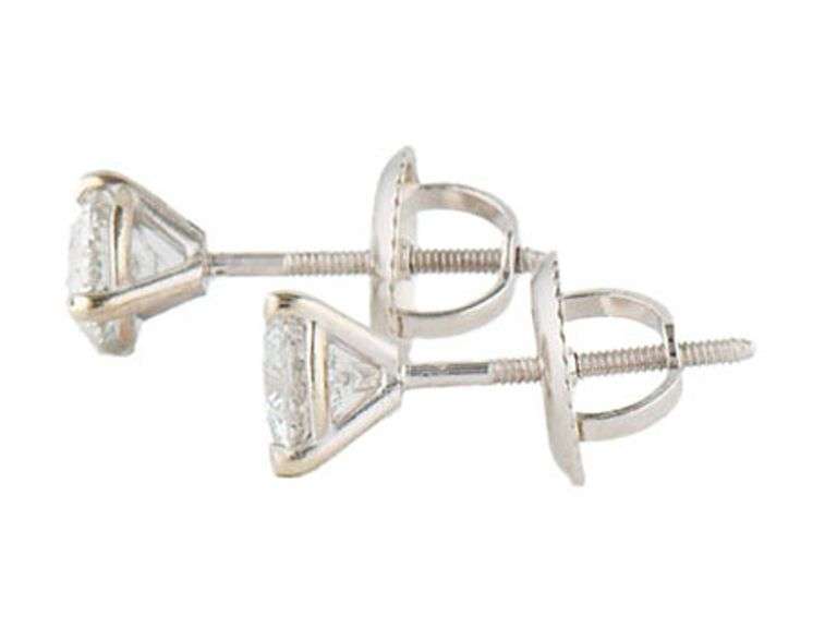 0.61ctw Round Diamond Solitaire Stud Earrings in 14K