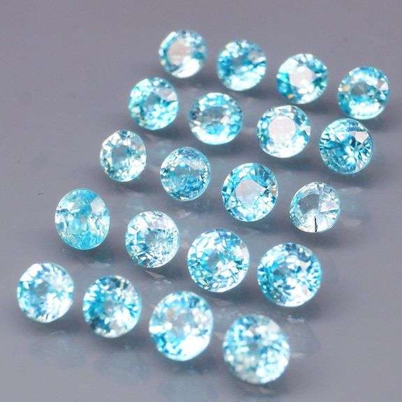 Vibrant blue! 5.72ct 20pc Cambodian Zircon set