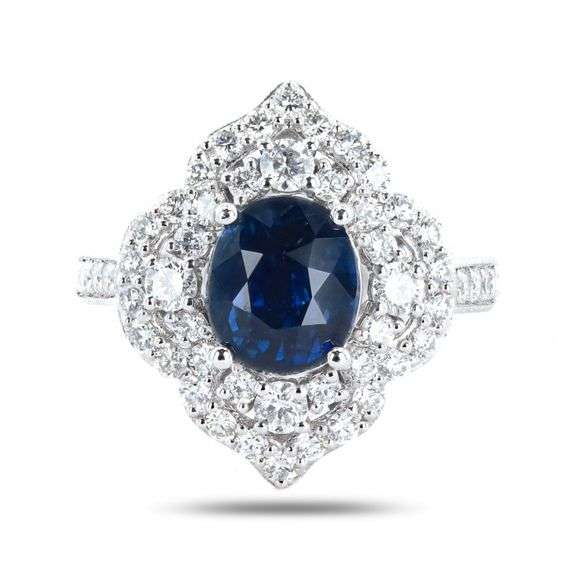 PLATINUM UNHEATED BLUE SAPPHIRE AND DIAMOND RING 4.35 C.T.W.