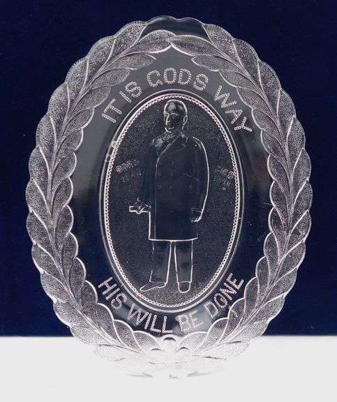 1901 President Wm. McKinley Glass Motto Plate