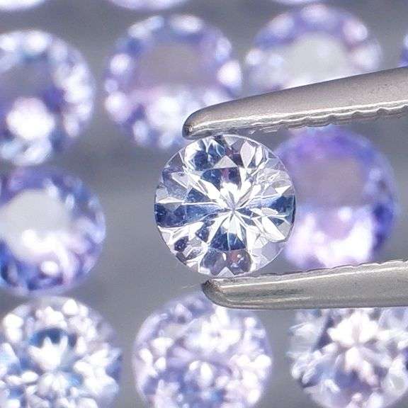 Valuable 3.70ct 20 piece Tanzanite set