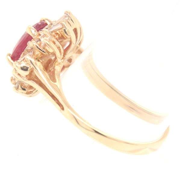 Attractive Yellow Gold 1.50ctw Ruby and 0.65ctw Diamond Cocktail Ring