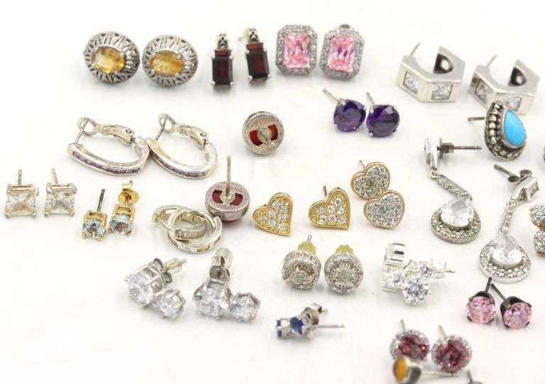 Group lot of Vintage 925 sterling silver earrings