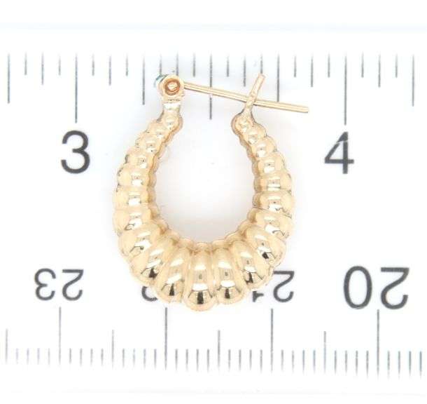 14kt Yellow gold oval shrimp hoop
