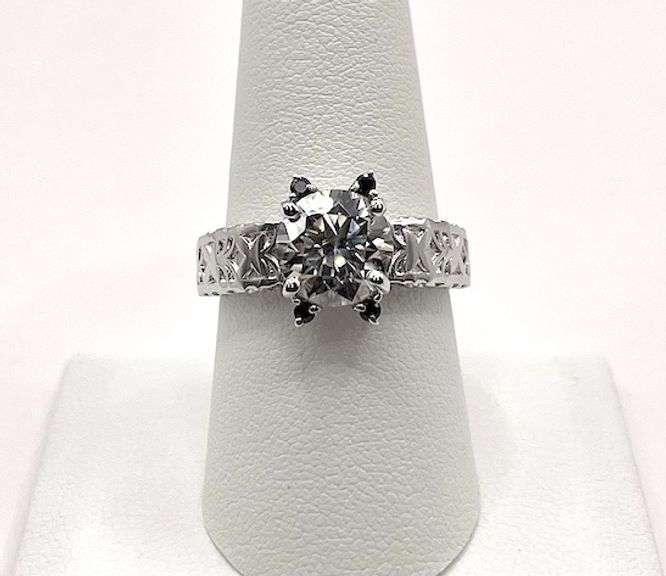 Stunning VVS1 White G-H 3.05 Ct Lab Simulated Diamond Ring