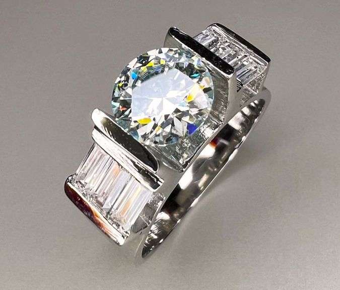 Sparkling 2.75 Ct VVs1 -Fire Mossanite Ring