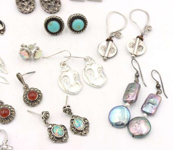 Group lot of Vintage 925 sterling silver earrings