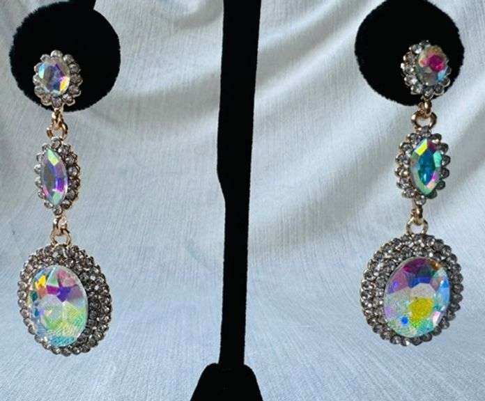 A Very Sexy  Fashion  Design Earrings
